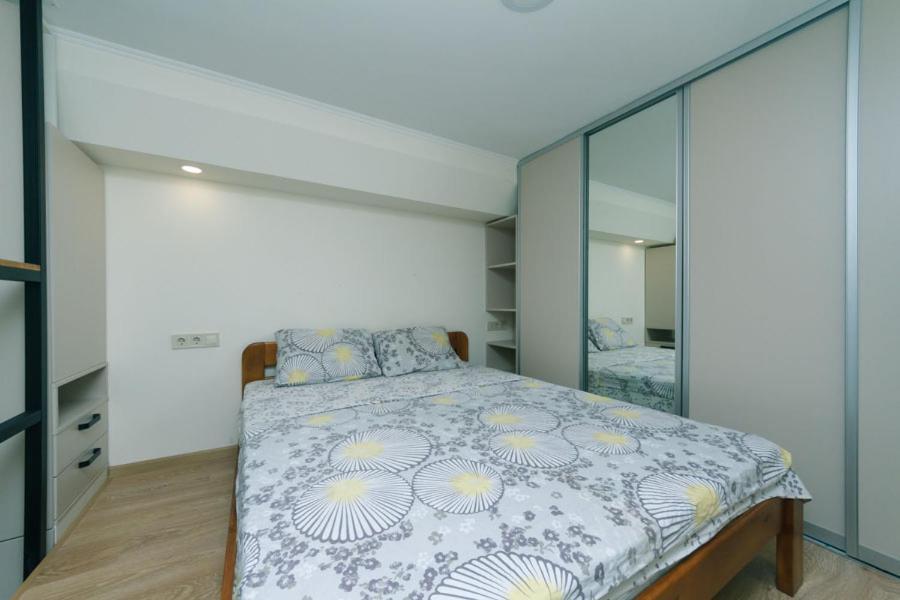 Inn Smarthause Apartments Kijev Kültér fotó